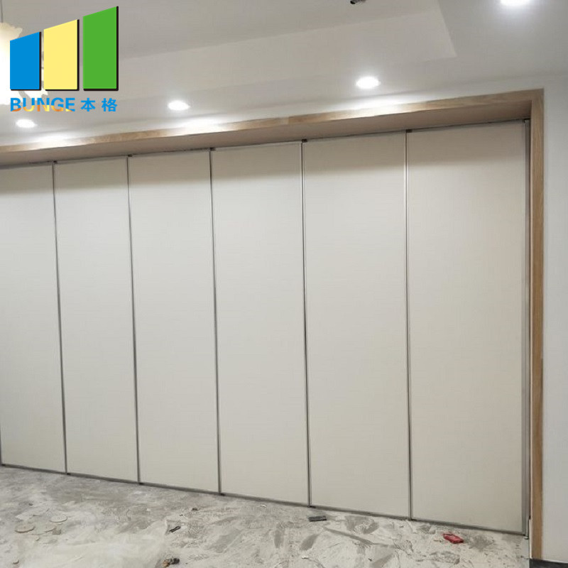 Conference Hall Soundproof Acoustic Partitions Wooden Folding Movable Walls for Office