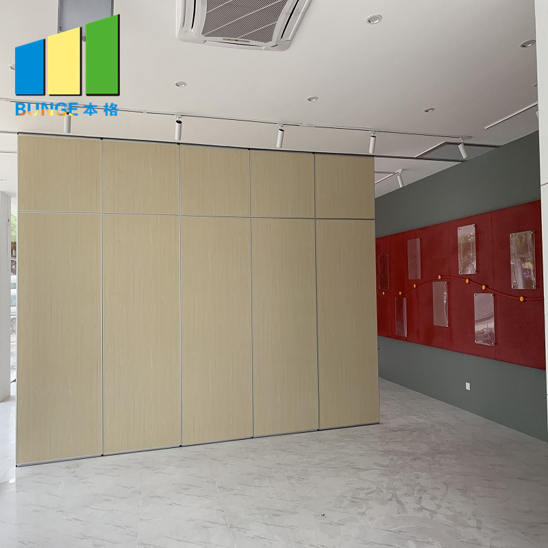 Philippines Soundproof Operable Wall Folding Movable Office Partition Installation